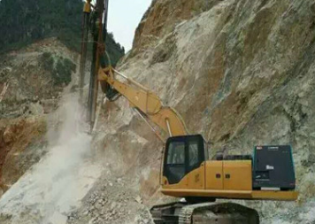挖改鑽機